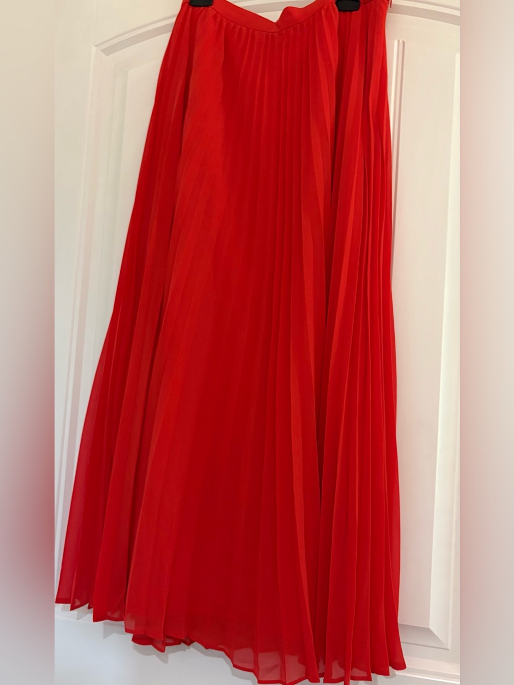Ann Taylor Red Pleated Maxi Skirt - Picture 4 of 4